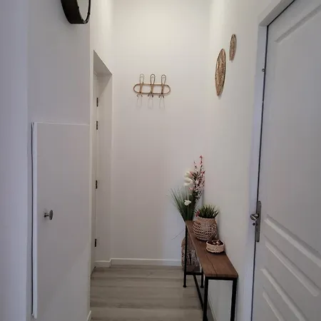 Апартаменты Cocooning House B222 Zen & Peaceful Aeroport Paris Roissy Cdg - Parc Asterix- Stade De France Сюрвилье